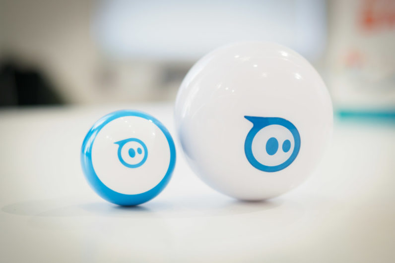 difference between sphero and sphero mini