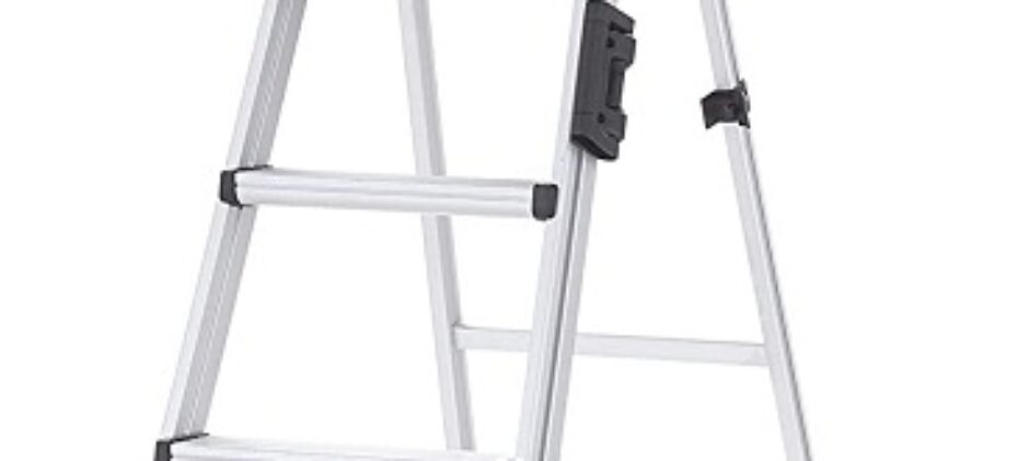 Step Ladder: Things to Know to Choose Best Step Ladder