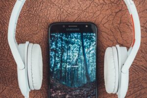 4 Best Audiobooks About Technology